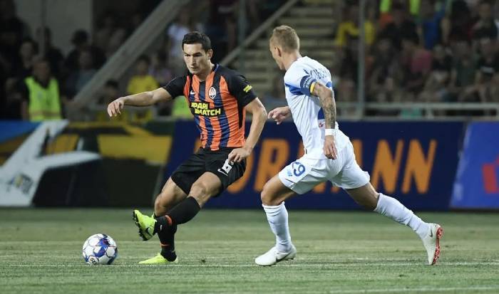 Nhận định, soi k&egrave;o Zorya Luhansk vs Veres Rivne, 19h30 ng&agrave;y 27/4: Căng sức