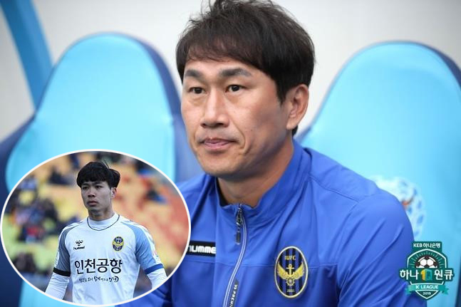 Tân HLV Incheon chỉ đường cho Công Phượng để được ra sân