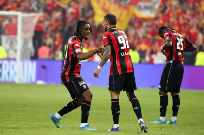 Soi kèo góc Saint Etienne vs Nice, 01h45 ngày 27/05