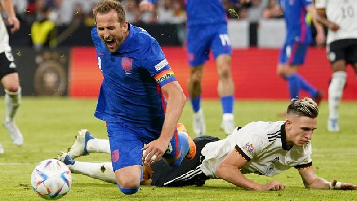 Soi kèo phạt góc Anh vs Đức, 1h45 ngày 27/9