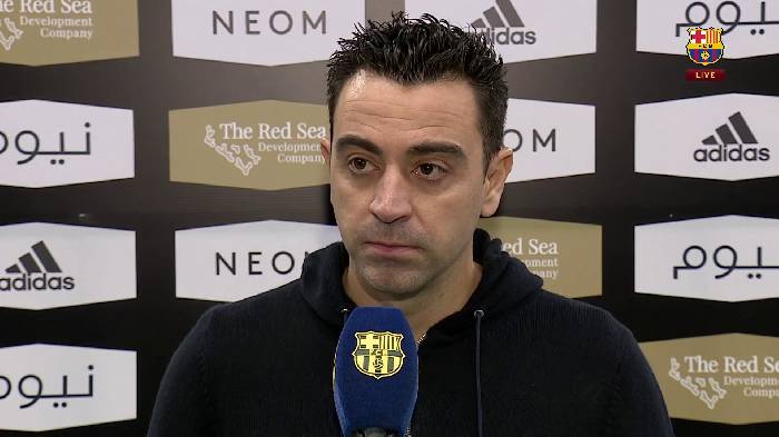 HLV Xavi hé lộ chấn thương trụ cột khiến fan Barca 'lo sốt vó'