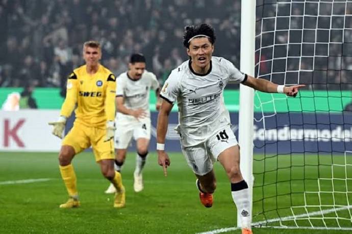 Nhận định, soi kèo Gladbach vs Karlsruher, 2h45 ngày 28/10: Giành vé khó khăn