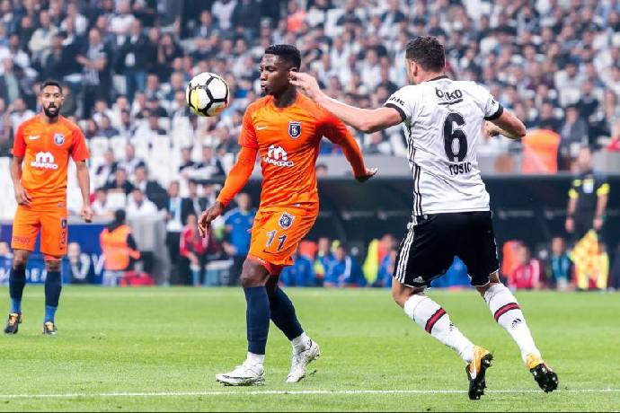 Soi kèo góc Besiktas vs Basaksehir, 23h00 ngày 26/10