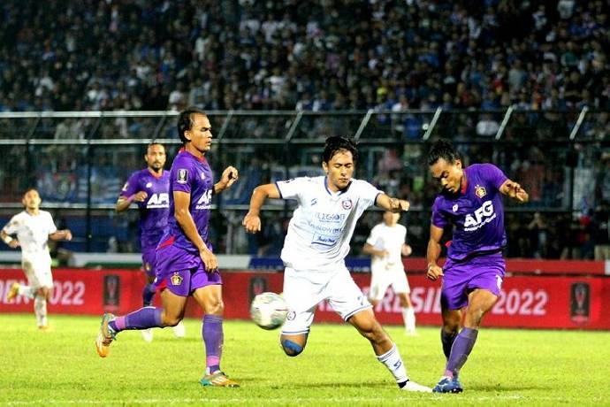 Nhận định, soi kèo Arema Malang vs Persik Kediri, 15h00 ngày 27/11