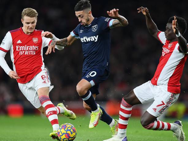 Soi k&egrave;o phạt g&oacute;c Arsenal vs West Ham, 3h ng&agrave;y 27/12