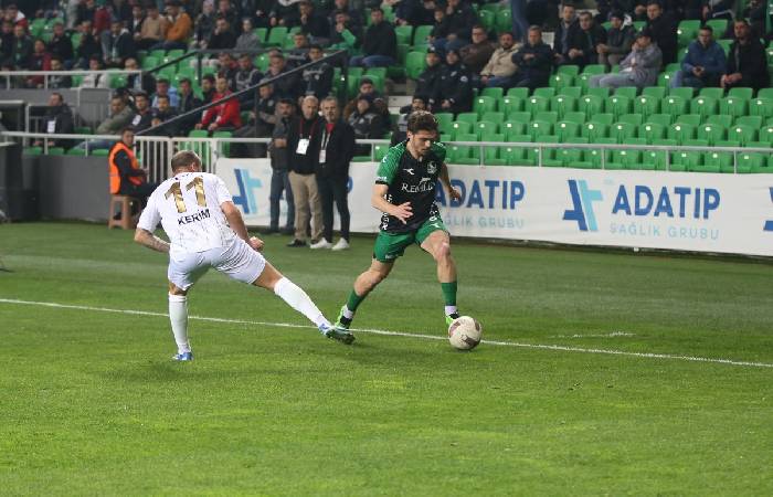 Nhận định, soi kèo Sakaryaspor vs Manisa, 0h00 ngày 27/12: Điểm tựa sân nhà