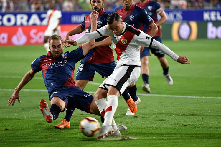 Nhận định Sociedad vs Huesca, 0h30 ngày 28/1 (VĐQG Tây Ban Nha)