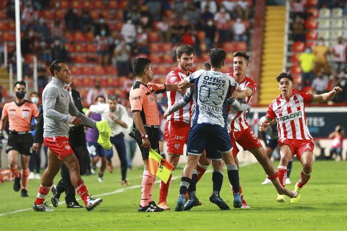 Soi kèo phạt góc Pachuca vs Necaxa, 8h ngày 30/1