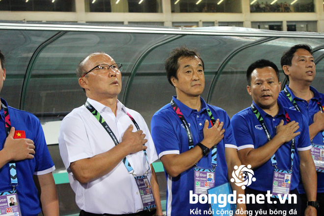 HLV Lee Young-jin nhận chỉ ti&ecirc;u SEA Games c&ugrave;ng U22 Việt Nam