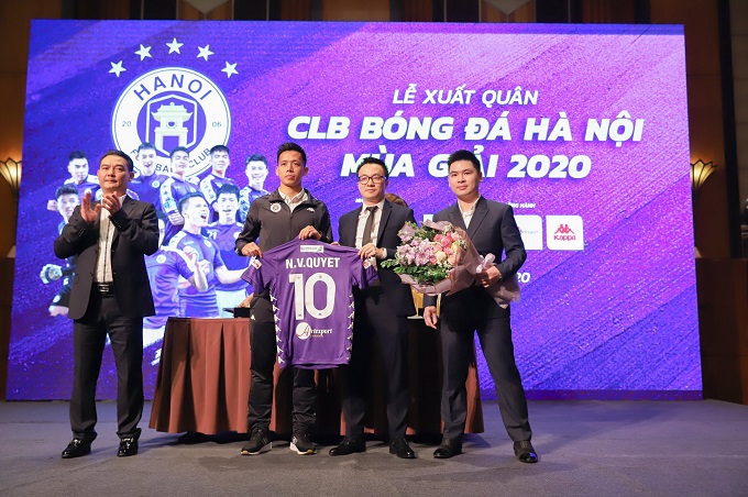 Chuyển nhượng V.League 27/2: Văn Quyết, Đức Huy được t&aacute;i k&yacute; hợp đồng