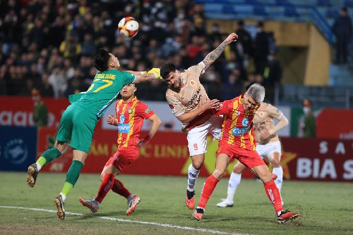 Đánh bại Thanh Hóa trên sân nhà, Công An Hà Nội trở lại cuộc đua vô địch