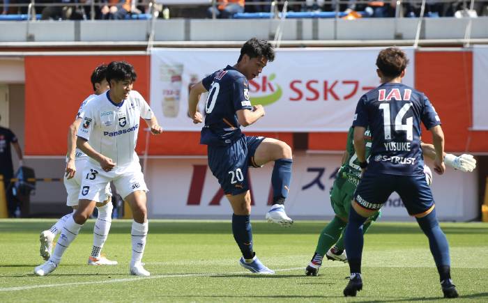 Nhận định, soi kèo Gamba Osaka vs Shimizu S-Pulse, 13h00 ngày 28/2: Thêm một thắng lợi