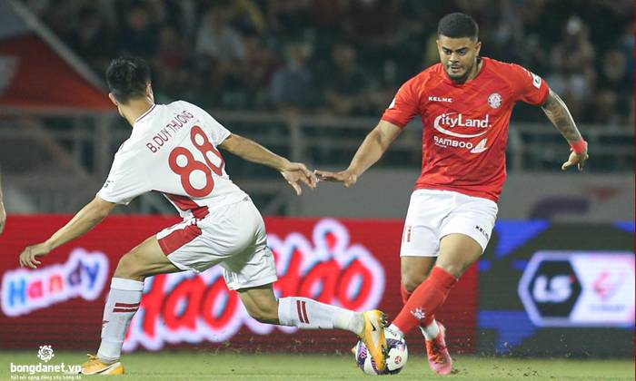 Video TP.HCM 1-1 Viettel: Đương kim vô địch đứt mạch thắng