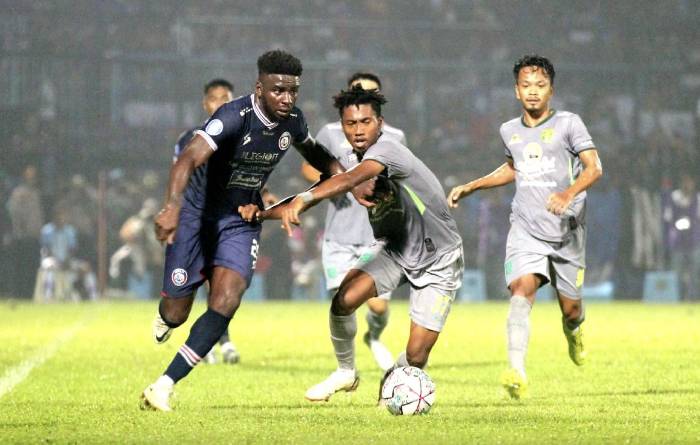 Nhận định, soi k&egrave;o Arema vs Persebaya Surabaya, 15h30 ng&agrave;y 28/4: Kịch bản chia điểm