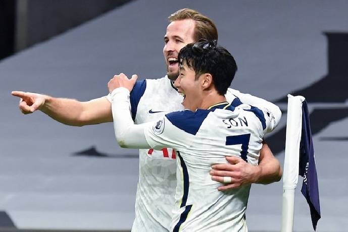 Chuyên gia dự đoán kết quả Leeds United vs Tottenham, 22h30 ngày 28/5