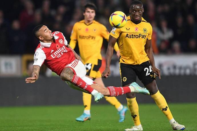Soi k&egrave;o phạt g&oacute;c Arsenal vs Wolves, 22h30 ng&agrave;y 28/5