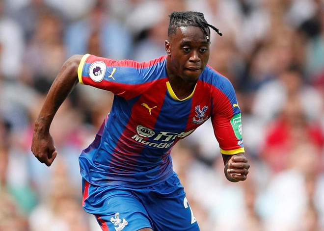 Wan-Bissaka đ&atilde; đến Manchester, chuẩn bị k&yacute; hợp đồng bom tấn