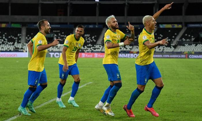 Dự đoán Brazil vs Ecuador (4h 28/6) bởi chuyên gia Lizzy Becherano