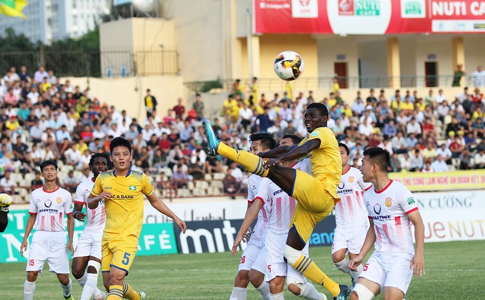 Nhận định Nam Định vs SLNA 17h00, 28/07 (V.League 2019)