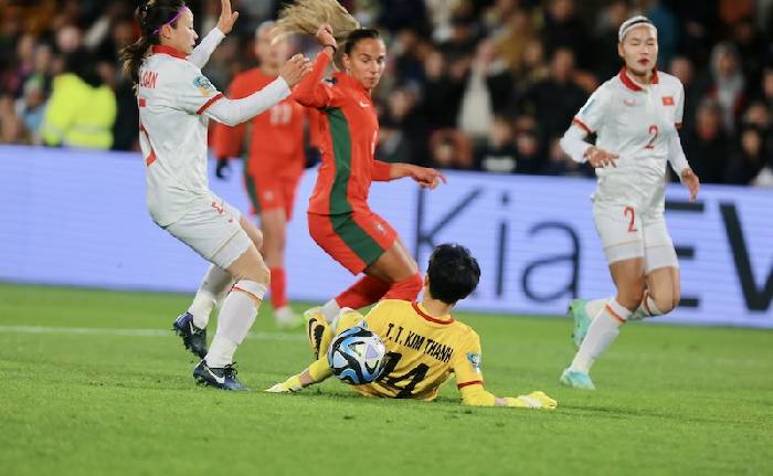 6 điều rút ra sau trận thua BĐN: Lỗ hổng cánh trái, xuất sắc Kim Thanh