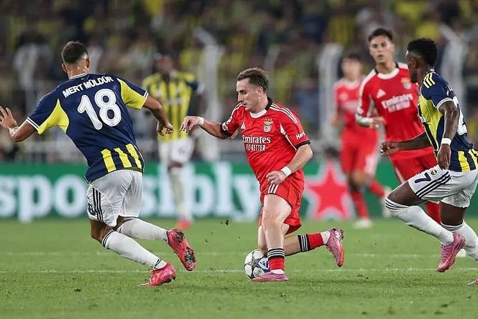 Chuy&ecirc;n gia Tony Ansell dự đo&aacute;n Benfica vs Fenerbahce, 2h00 ng&agrave;y 28/8