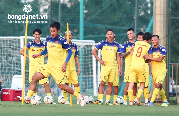 ĐT Việt Nam vs U22 Việt Nam (17h, 27/9): Cơ hội cho tân binh ghi điểm