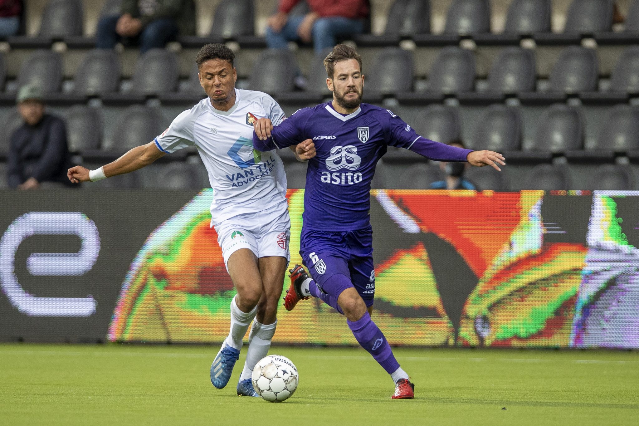 Nhận định Heracles Almelo vs Telstar, 1h45 ngày 29/10