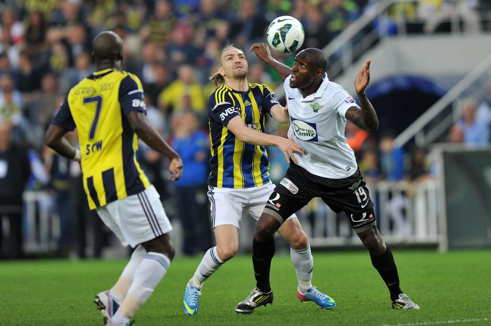 Nhận định Fenerbahce vs Yeni Malatyaspor, 0h00 ng&agrave;y 29/1 (VĐQG Thổ Nhĩ Kỳ)