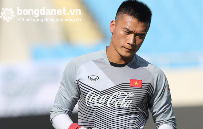 Thủ thành Bùi Tiến Dũng đến Hà Nội FC với giá bao nhiêu?