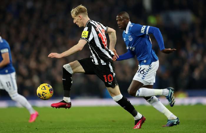 Soi kèo góc Newcastle vs Everton, 22h00 ngày 28/02