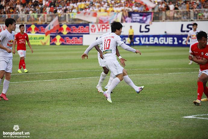 Video HAGL 3-0 TP.HCM: Tam tấu Công Phượng, Văn Toàn, Minh Vương