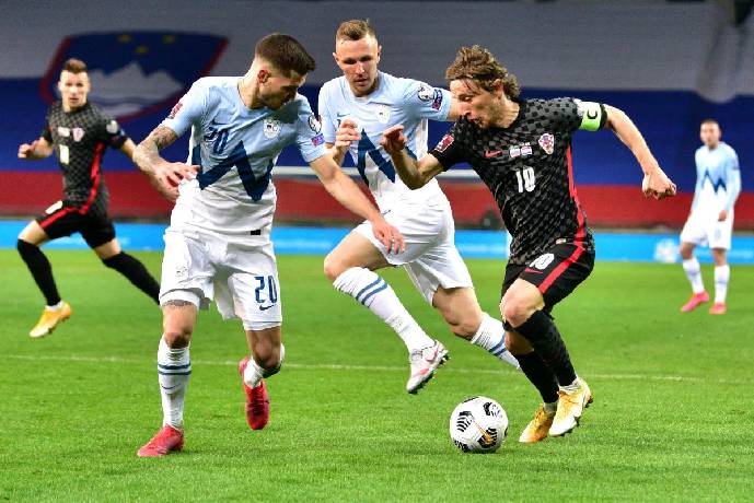 V&ograve;ng loại World Cup 2022: Luka Modric đi v&agrave;o lịch sử