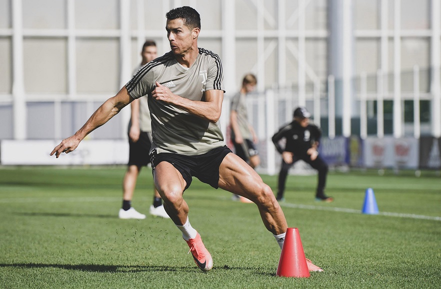 Ronaldo ch&iacute;nh thức trở lại tập luyện ở Juventus