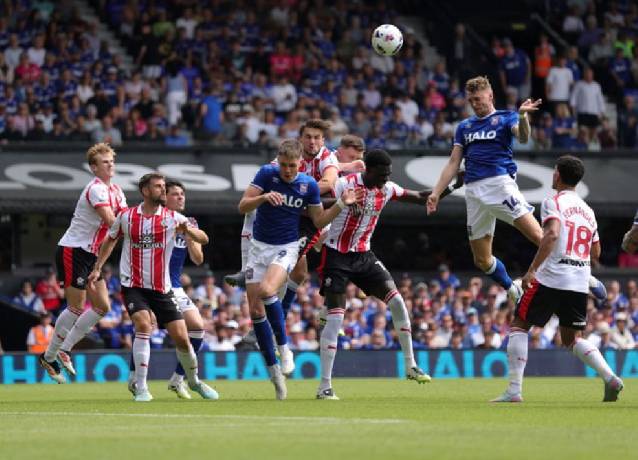 Soi kèo góc Southampton vs Ipswich Town, 01h45 ngày 29/04