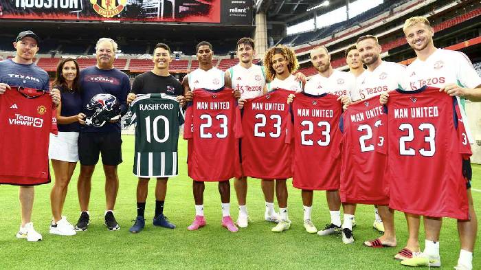 'Anh ấy đã từ chối 2 ông lớn nước Anh để chọn Man United'