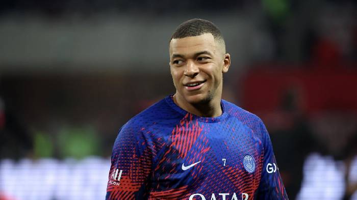 Lên tiếng ủng hộ Mbappe, trụ cột của PSG cũng 'dính chưởng' theo