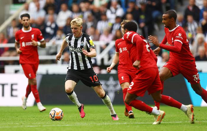 'Cậu ta quá liều lĩnh và vội vàng, tự làm khó Liverpool'