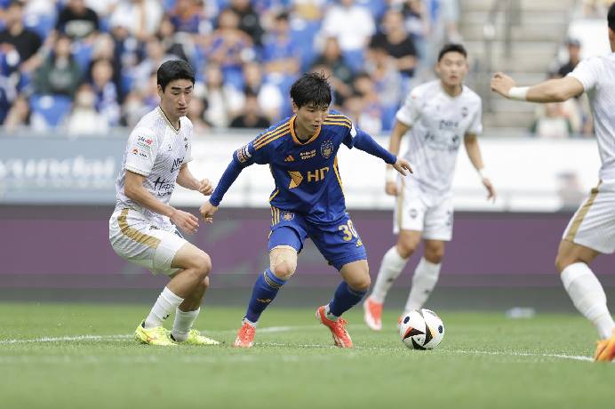 Nhận định, soi kèo Ulsan HD vs Gimcheon Sangmu, 17h30 ngày 29/8: Không hề ngon ăn