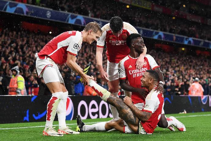 3 phương &aacute;n B của Arsenal thay 'ph&ugrave; thuỷ' c&aacute;nh phải bị chấn thương