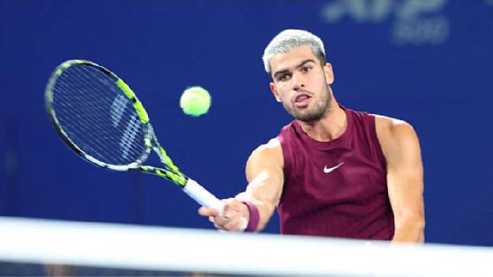 Alcaraz trở lại sau chấn thương, v&agrave;o tứ kết Japan Open 2025
