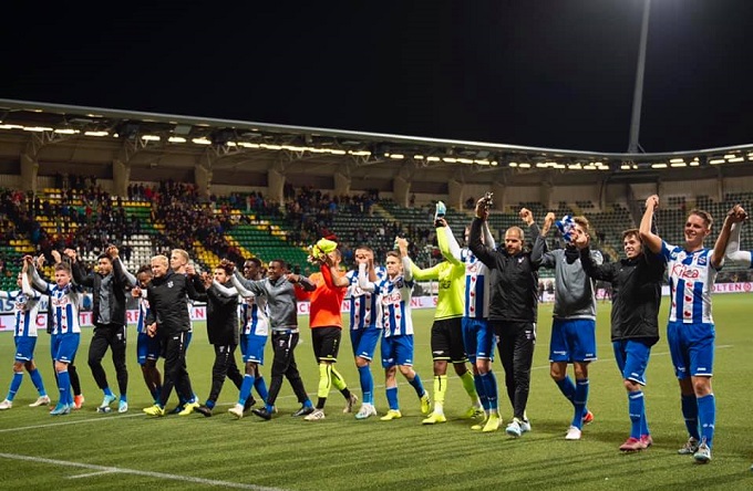 Đoàn Văn Hậu bất lực nhìn Heerenveen bị cầm hòa trân sân nhà