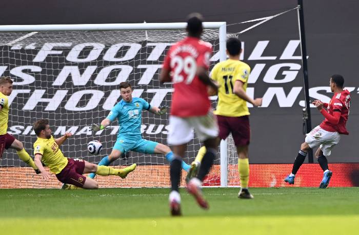 Ph&acirc;n t&iacute;ch k&egrave;o hiệp 1 MU vs Burnley, 3h15 ng&agrave;y 31/12
