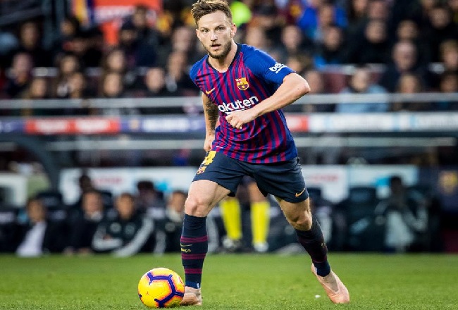 Dự đoán Barcelona vs Sevilla (3h30 31/1) bởi Chris Wheeler của DailyMail