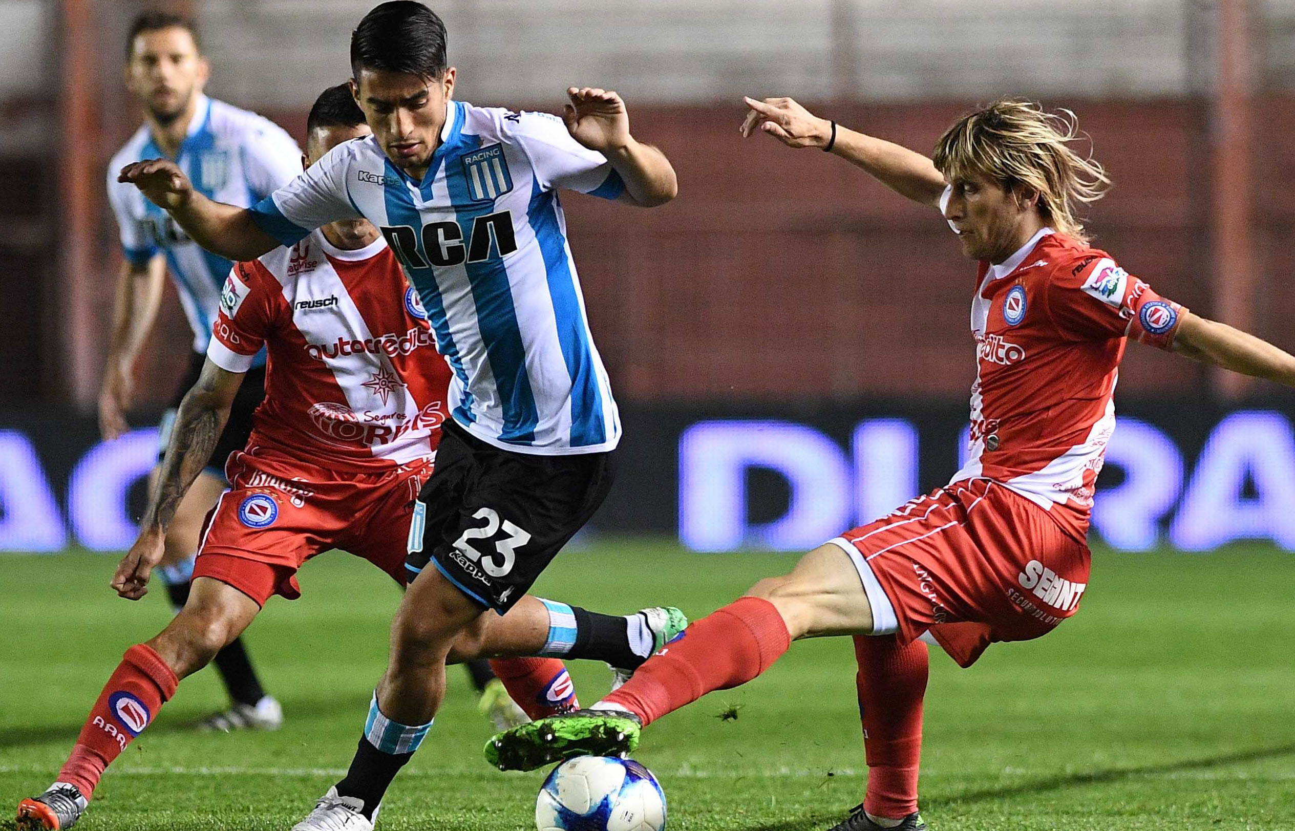 Nhận định Argentinos Juniors vs Racing Club, 7h45 ngày 2/2
