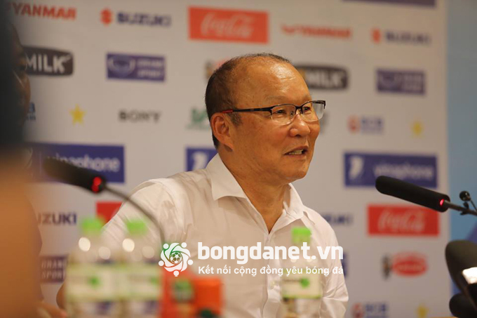 Tin tức bóng đá Việt Nam 29/2: HLV Park Hang-seo không xem Quang Hải đấu Công Phượng