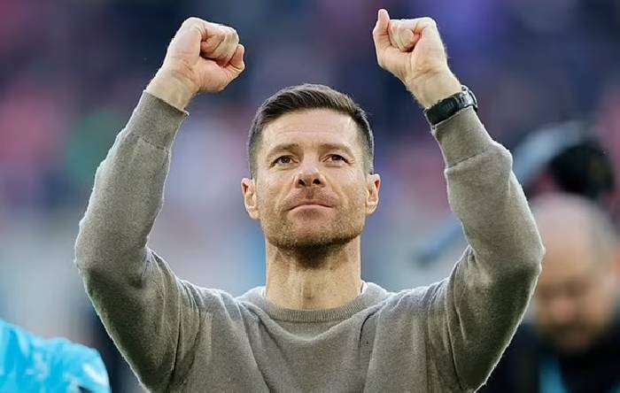 Liverpool loại Xabi Alonso khỏi danh sách kế nhiệm Jurgen Klopp