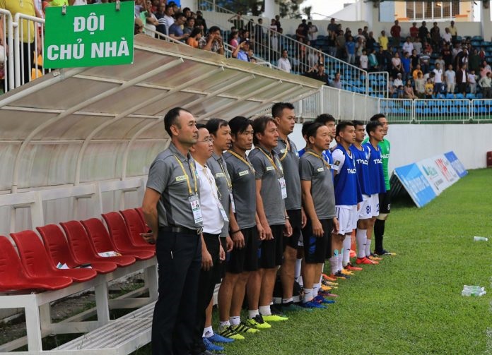 HAGL 'cầm vàng lại để vàng rơi', tân HLV Lee Tea-hoon nói gì?