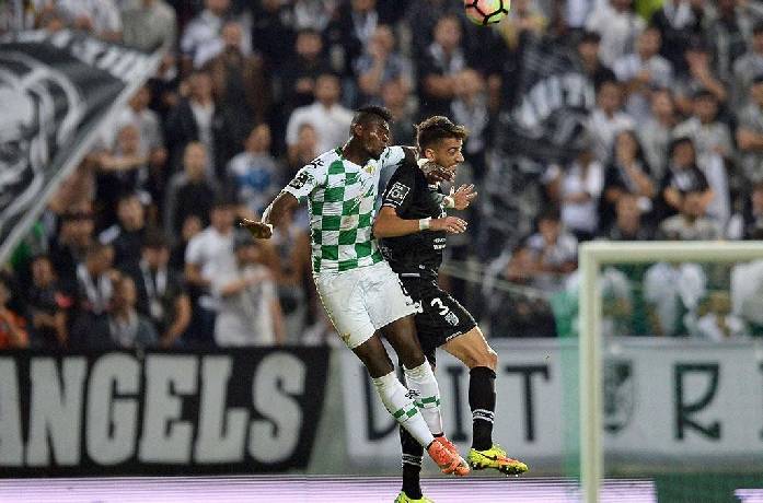 Soi k&egrave;o phạt g&oacute;c/ t&agrave;i xỉu h&ocirc;m nay 30/4: Guimaraes vs Moreirense