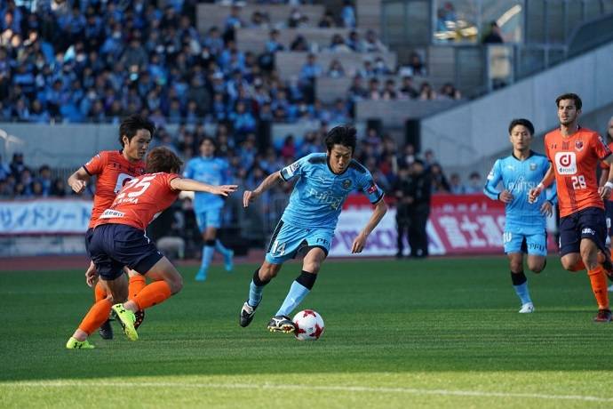 Soi kèo phạt góc Kawasaki Frontale vs Kashima Antlers, 17h00 ngày 30/5