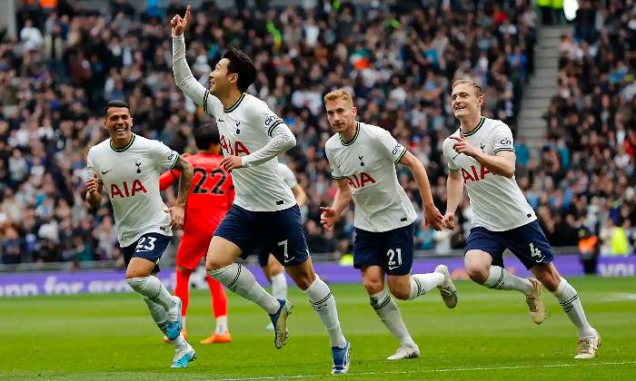 Hot! Ten Hag bất ngờ hỏi mua 'máy quét hạng nặng' của Spurs